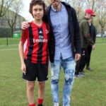 José Sosa con ragazzo al Milan Junior Camp Day