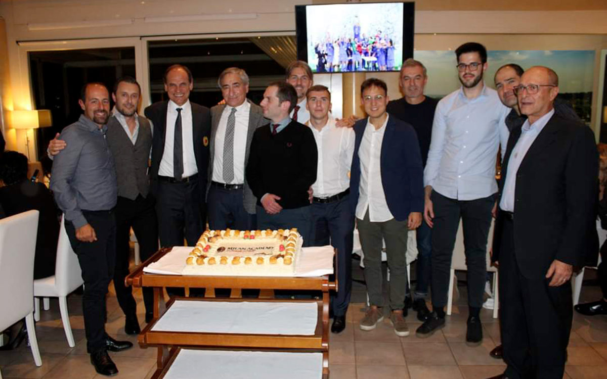 I componenti di Sporteventi partner ufficiale dell'AC Milan per i Milan Junior Camp