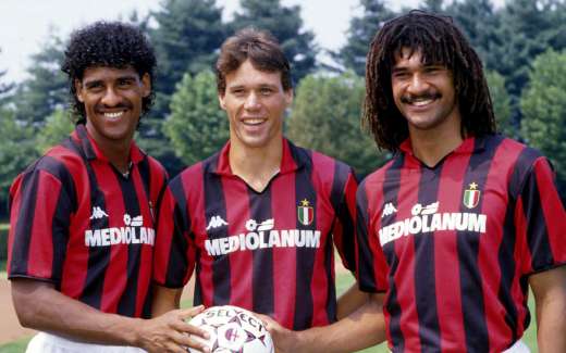 The Dutch trio Rijkaard, Van Basten and Gullit with the AC Milan shirt