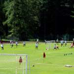 Campo di calcio dell'AC Milan Junior Camp a Cortina d'Ampezzo nelle Dolomiti