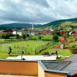 Spielfeld des AC Milan Academy Camps im Hotel Gaarten di Gallio (Hochebene von Asiago)