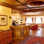 Hall de hotel del Hotel Gaarten en Gallio (meseta de Asiago)