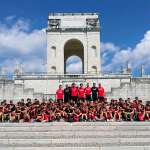 Jeunes du Camp de l'Académie de l'AC Milan visitant le Sanctuaire Militaire d'Asiago