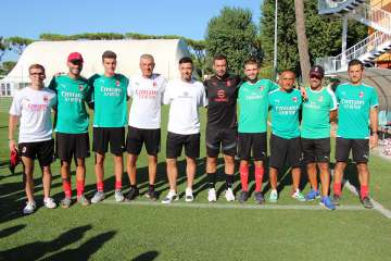 Dzemaili Blerim calciatore della nazionale svizzera all'AC Milan Junior Camp